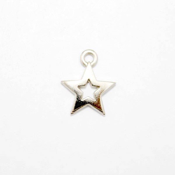 COLGANTE ESTRELLA CALADA